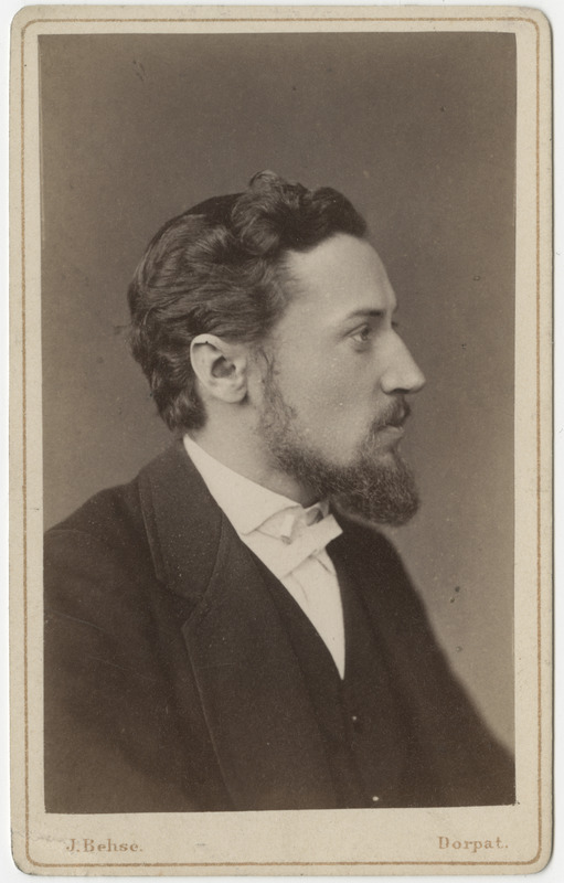 Korporatsiooni "Estonia" liige Nikolai Demin, portreefoto