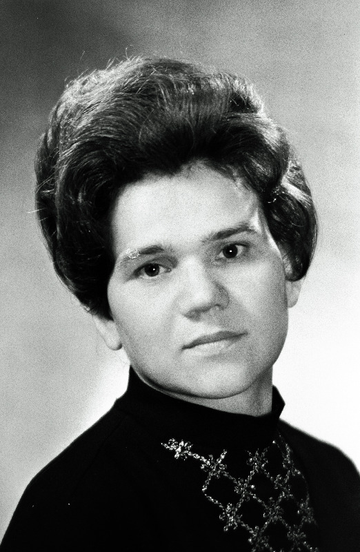 Brehunova, Valentina - Eesti NSV Ülemnõukogu kaheksanda koosseisu saadik, kombinaadi Kreenholmi Manufaktuur meistriabi.