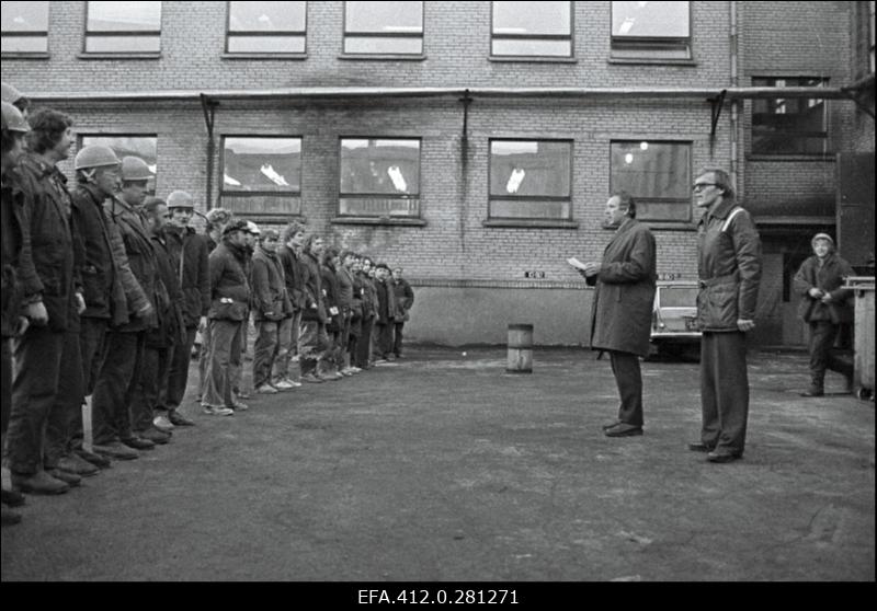 Teatriühingu Tööstuskombinaadi tsiviilkaitse õppused