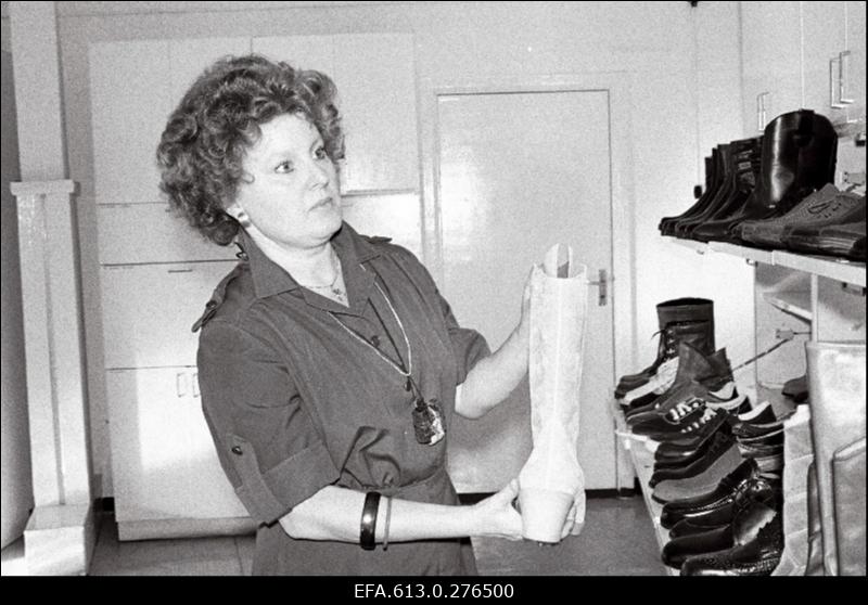 "Kommunaari" peakunstnik.