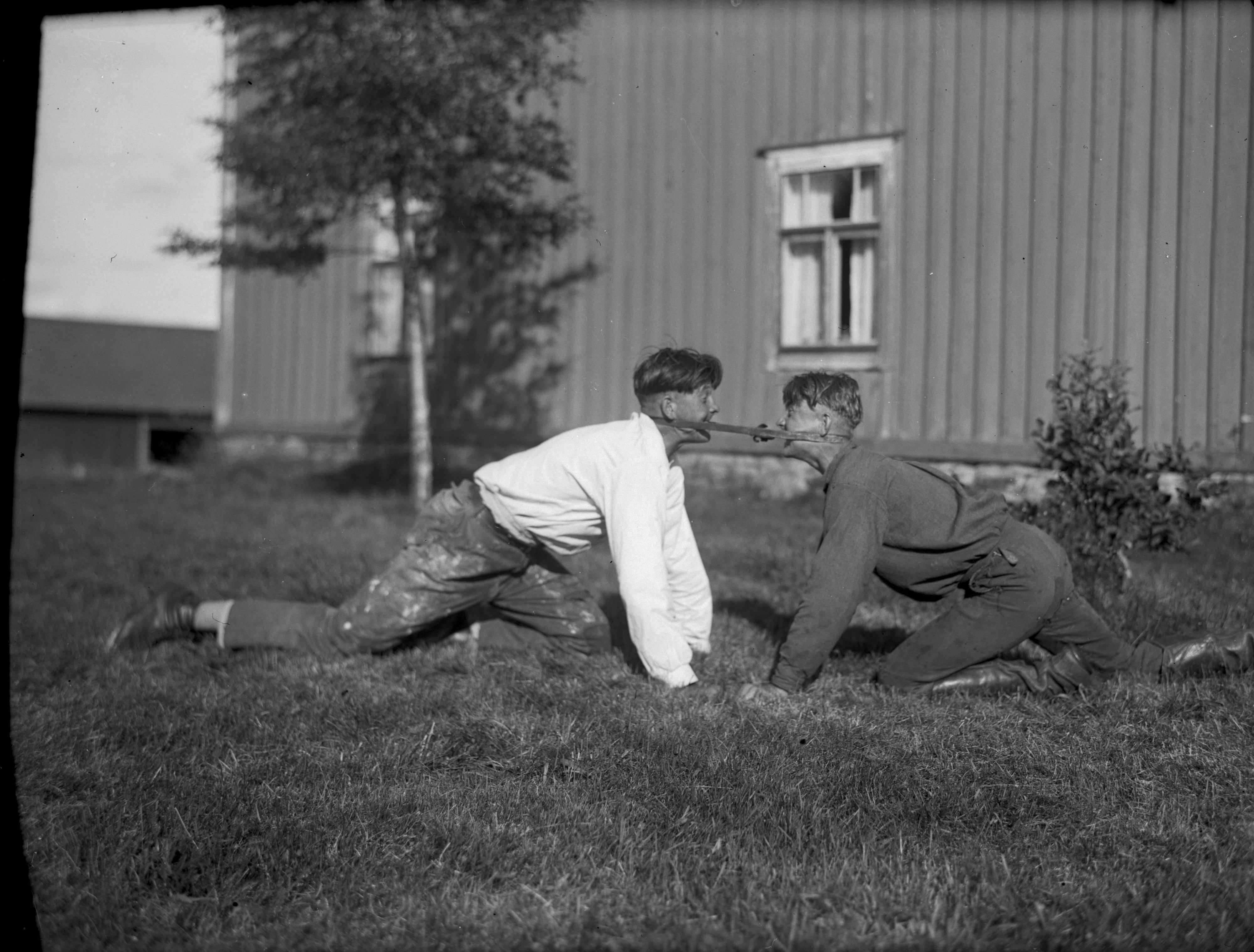 SLS 407_1 Dra nacknot‎ (1932)