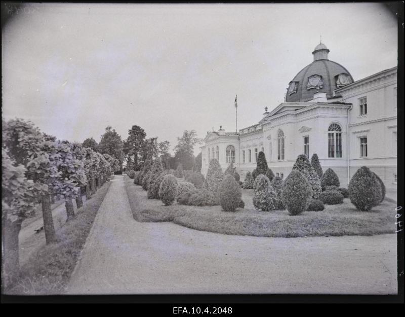Eesti Rahva Muuseum Raadi mõisas.