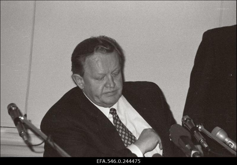 Soome Vabariigi president Martti Ahtisaari riigivisiidil Eestisse.