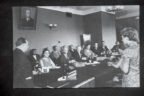 Soome Vabariigi parlamendi delegatsioon vastuvõtul EKP Keskkomitee esimese sekretäri Johannes Käbini (seisab) juures.