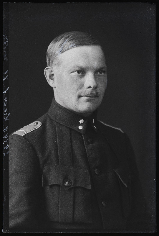 Sõjaväelane Karl (Karel) Leevet.