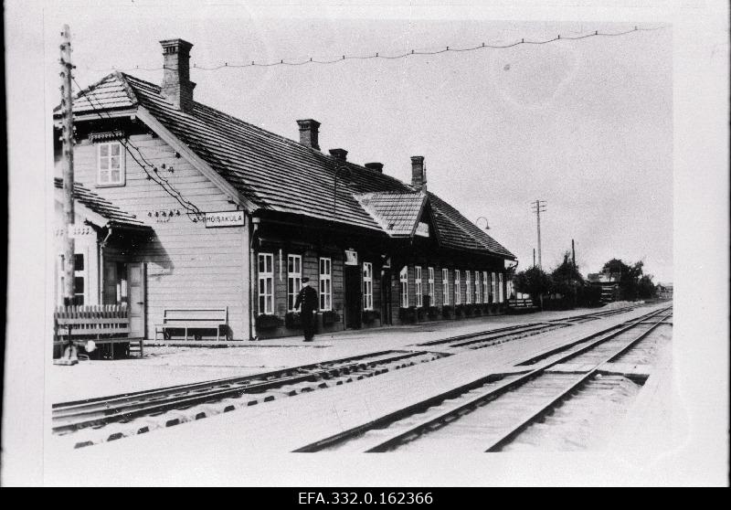 Mõisaküla raudteejaam.