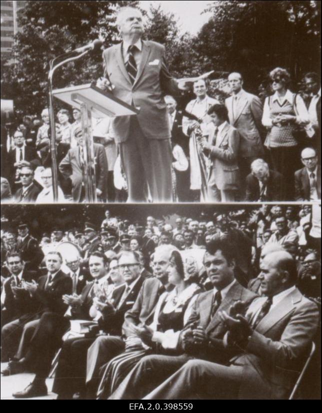 ESTO päevad Torontos. Fotomontaaž avamisest. Ülemisel pildil peab kõnet Kanada endine peaminister J.Diefenbaker, alumisel istuvad vasakult Anton Truuvert,,Hans Lupp, Ilmar Heinsoo, proua Jaakson, Ernst Jaakson, John Diefenbaker, Malle Laansoo, O`Donahoe.