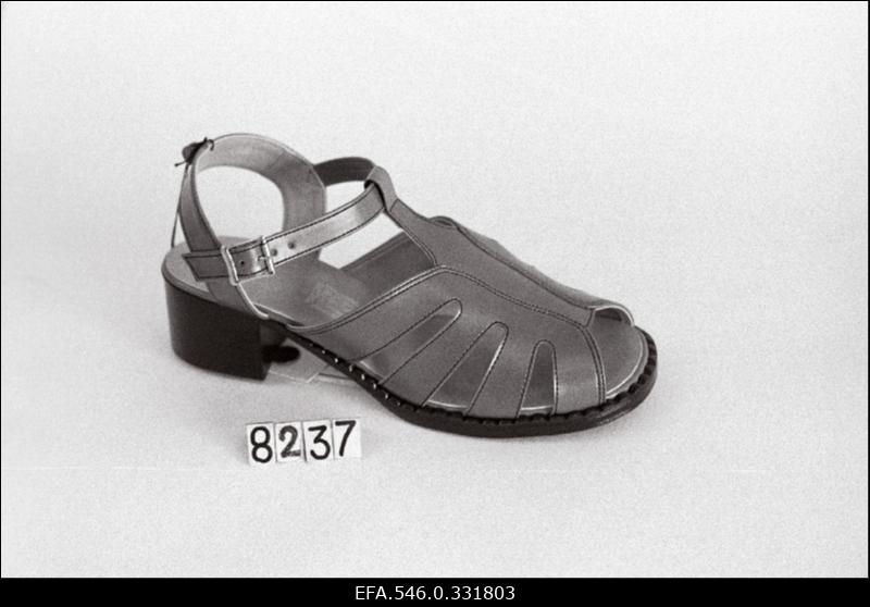 T/K "Kommunaari" mudelid: 8172; 8185; 8170; 8202, 8169A; 8187; 8237; 8115; 8158; 8120; 8113; 8165; 8111; 8235; 8117; 8140; 8112; 8150; 8193; 8246; 8241; 723; 8012; 8995, 8082; 8055; 8990; 8244; 8979; 9293; 8049; 8038; 8070.