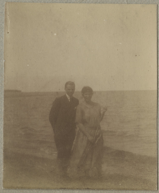 Roland Mühlen ja Jenja Lange rannas