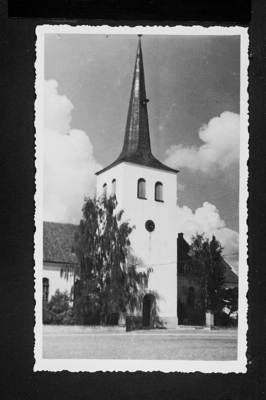 Püha-Risti kirik Paides.