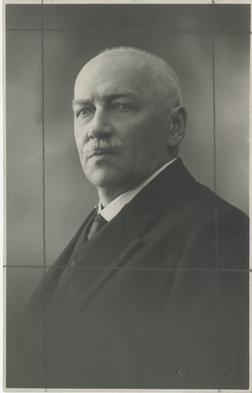 Tartu Ülikooli keemiaprofessor Georg Landesen, portreefoto
