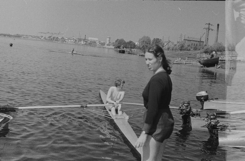 Sõudmise treening Pärnu jõel.