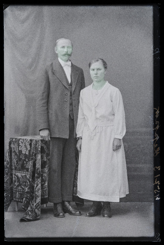 Noorpaar, August Leppik abikaasaga.