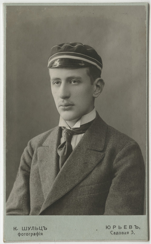 Korporatsiooni "Livonia" liige Georg Blessig, portreefoto