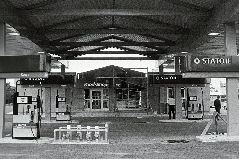Statoili bensiinijaam, avatud.