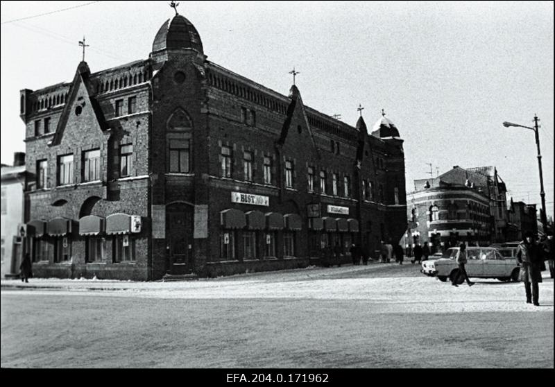 Bistro Rüütli tänaval.