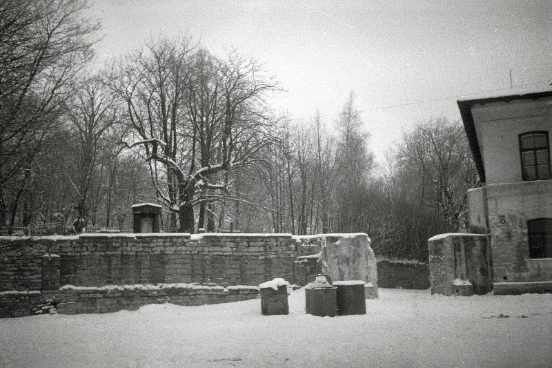 Vaade Siselinna Aleksander Nevski kalmistu väravale.