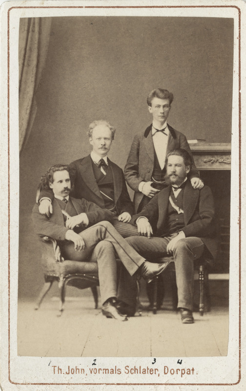 Korporatsioon "Estonia" kvarteti liikmed Ernst Hörschelmann (1.tenor), Friedrich Veh (2.tenor), William Frey (2.bass) ja Adolf Bergmann (1.bass), grupifoto