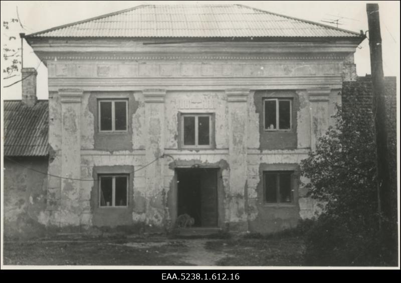 Haimre mõisa kompleksi kuuluv hoone