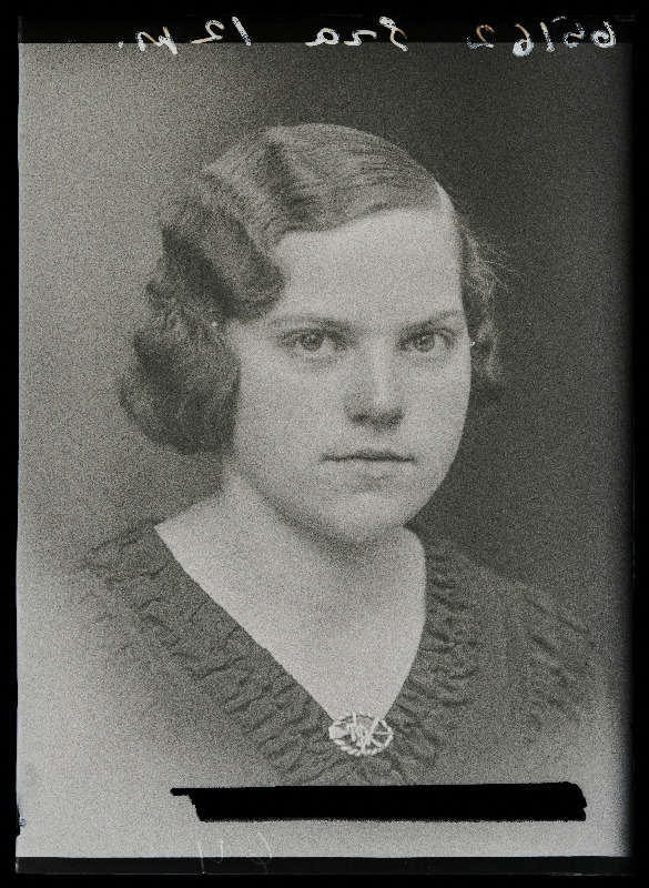 Alide Ira, (Suure-Jaani Täienduskool, Lõhavere).