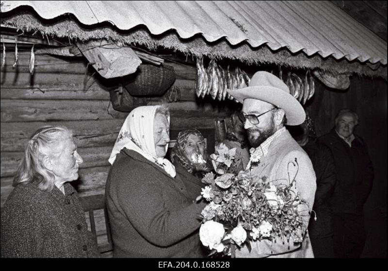 Saaremaa II kultuuripäevad ja ülemaailmne saarlaste kokkutulek. Boris Valm Torontost, kes 1944.a lahkus kodusaarelt.