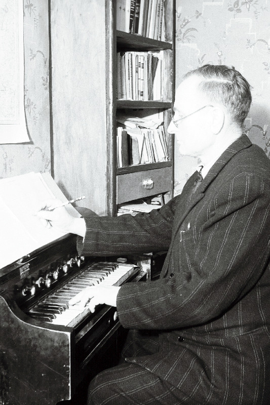Voldemar Konsap - Räpina laulupedagoog, isetegevuslane ja muusikaveteran.