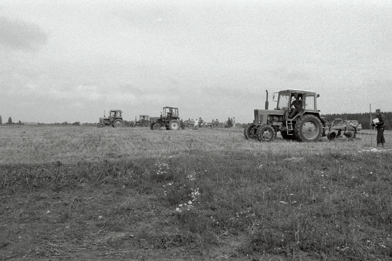 Künnivõistlus Vastemõisas.