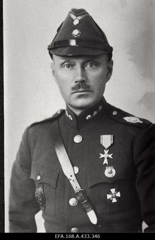 Kaitseliidu Pärnumaa malevkonnad. Õppused, manöövrid, ülevaatused jne.
