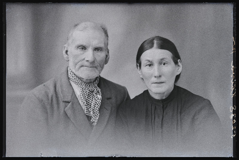 Kõiva naisega, (Sinejärve, Tauli talu).