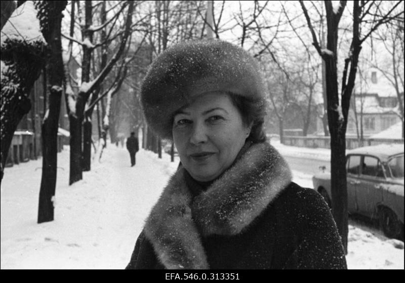 [Üks ajalehele "Rahva Hääl" pildistatud isikutest (Ilves, Liblik, Peek, Tiido, Piel, Rei, Piik, Plaan.kom., 42.KK, Heina jt).]