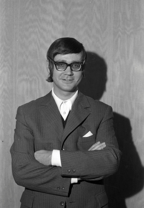 Kirjanik, tõlkija Kalle Kurg.