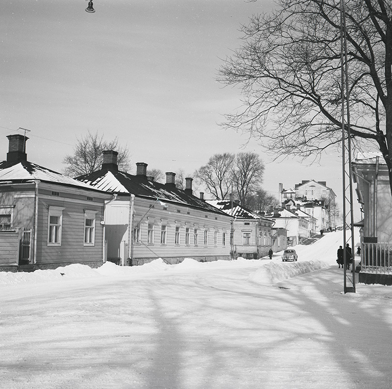 Henrikinkatu 5 ja 7; ulkokuva