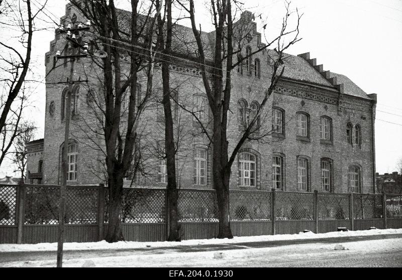 Kreenholmi Manufaktuuri taastatud klubihoone.