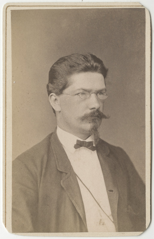 Korporatsioon "Estonia" liige Louis Mickwitz, portreefoto