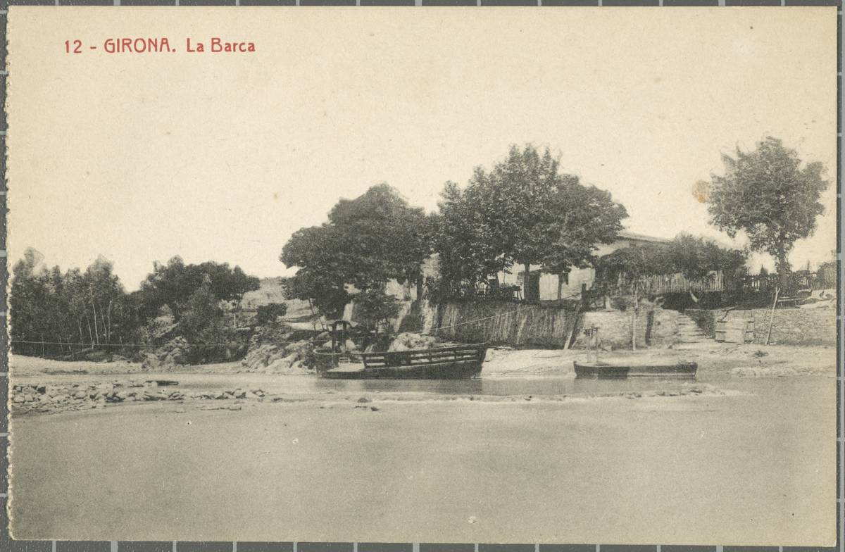 12 -Girona. The Boat - The river Ter at the height of the boat used to cross the river at this point. Last his, the namesake merendero.