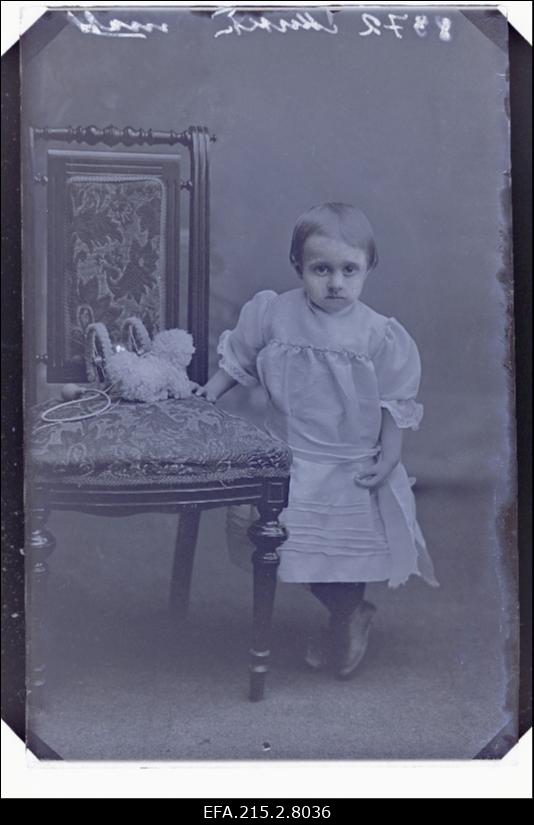 Väike tüdruk, (foto tellija Mukk).