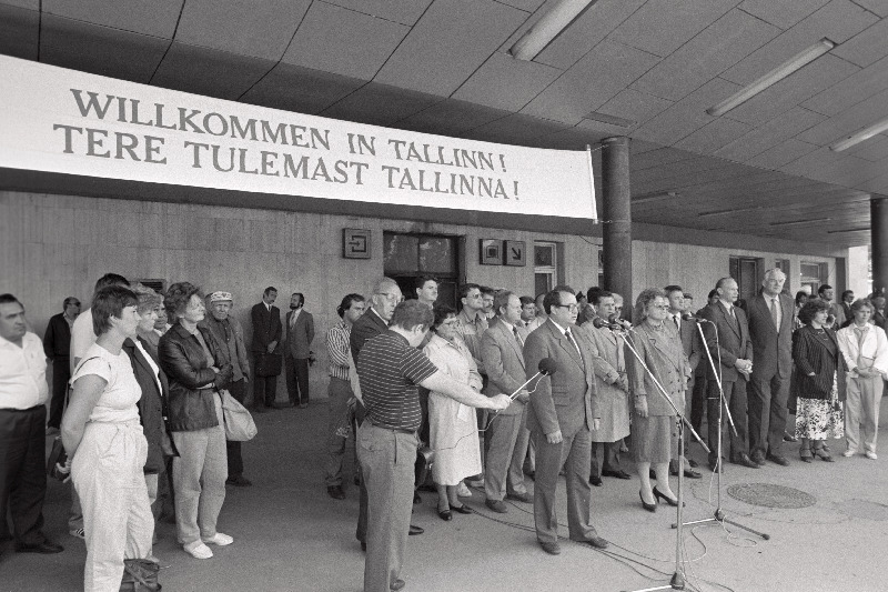 Saksa DV Schwerini sõprusrongi vastuvõtmine Balti jaamas.