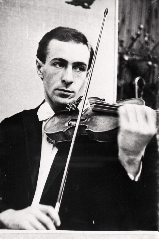 Viiuldaja Jüri Gerretz.