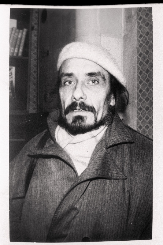 Kirjanik Paul-Eerik Rumma.