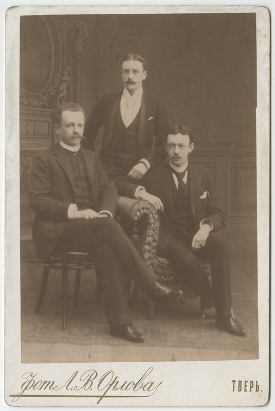 Alfred von Klot, Adalbert Volck ja parun Wilhelm Stael von Holstein, grupifoto