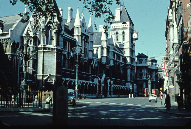 Royal Courts of Justice, 1959 - geograph.org.uk - 374903 - Royal Courts of Justice, 1959