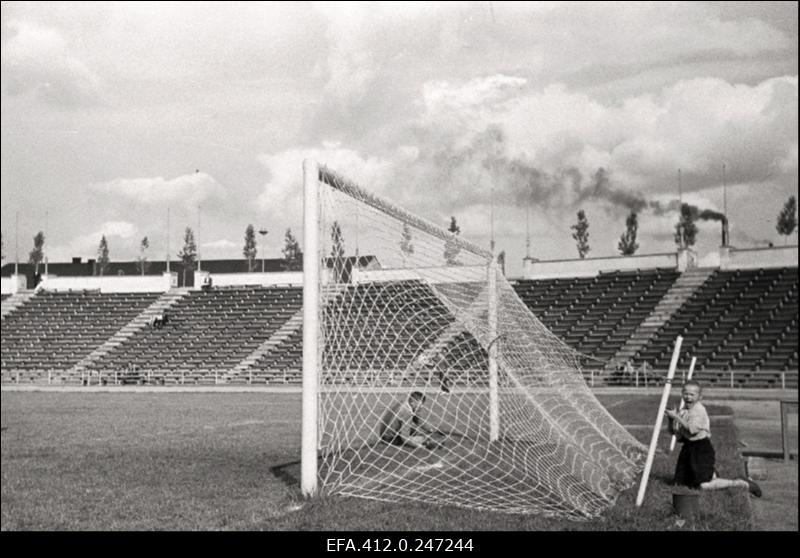 Spordimärkmik 22.07.1956: jalgpallivõistlus.