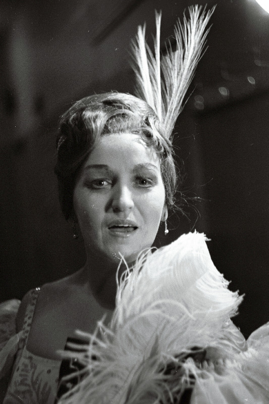 RAT “Estonia” näitleja Silvia Urb Gabi osas J. Straussi operetis “Viini veri”.