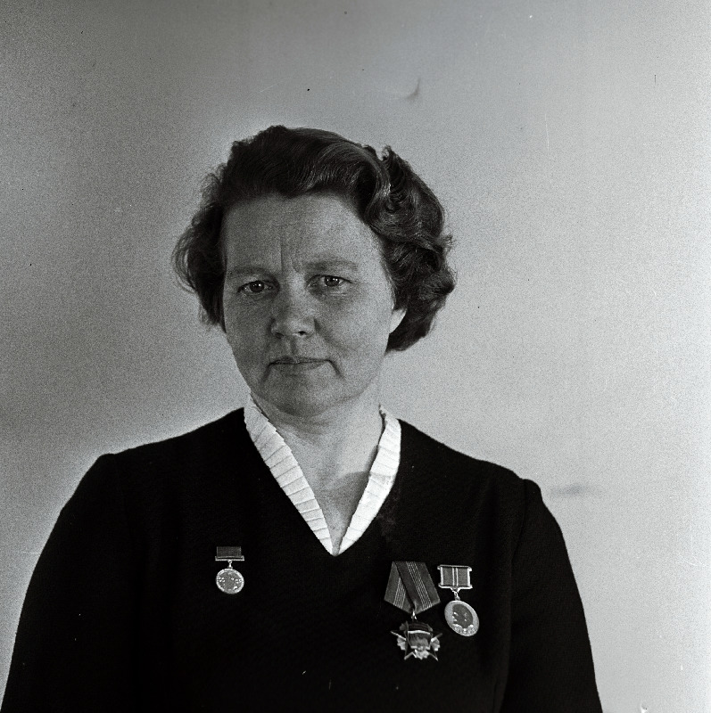 Adelbert, Helmi - Paide rajooni "9.Mai" kolhoosi lüpsja.