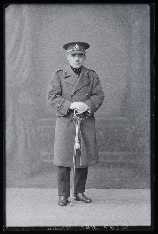 Sõjaväelane, kapten Johann Heinrich Mäe, 3. Diviisi Suurtükivägi.