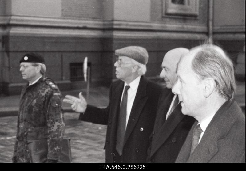 NATO peasekretär Manfred Wörner.