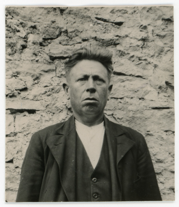 Beckman, Johan, sünd 1892. Portreefoto välispassi saamiseks esitatud avalduse juurde