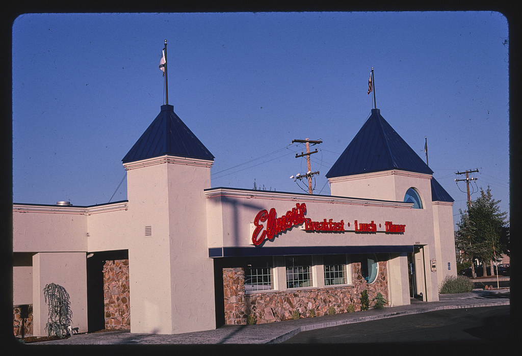 Elmer's Restaurant, 6th Street, Klamath Falls, Oregon (LOC)