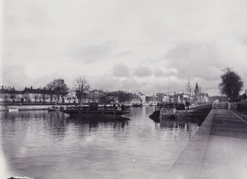 Aurajoki, Ylinen föri