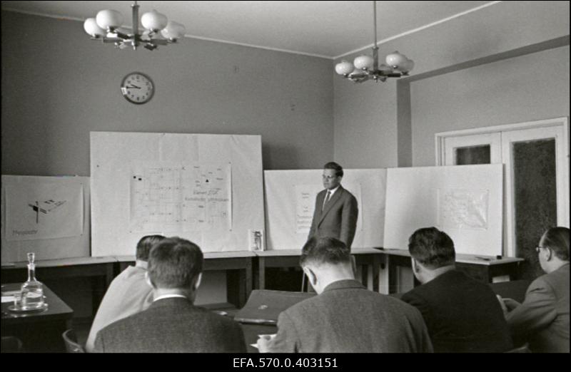 Ants Võrgu diplomitöö kaitsmine Tallinna Polütehnilises Instituudis.